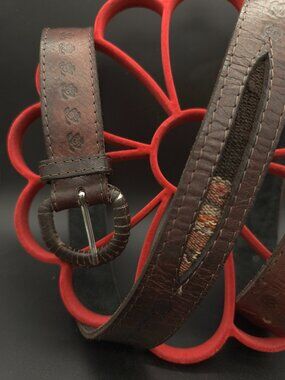 Peruvian Embossed Brown Leather Inlaid Wool Weave Interior Pocket Belt